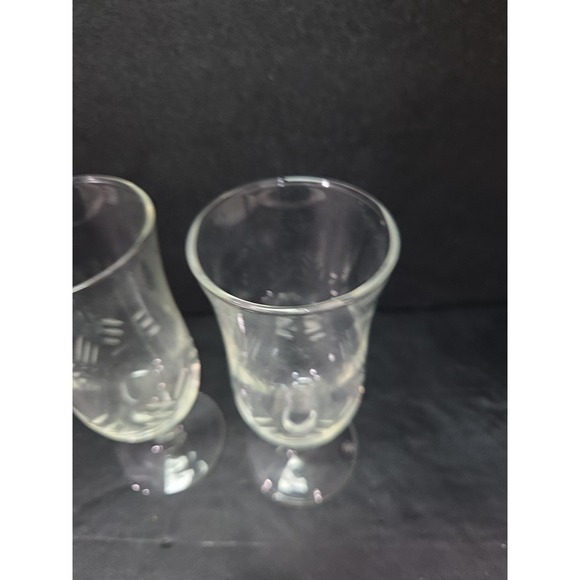 Etched Glass Champagne Glasses, Clear Wine Stemware Set, Vintage Glass Drinkware - Picture 5 of 9